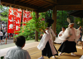 ぎおん祭奉納神楽